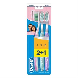 Oral-B Diş Fırçası Delicate White 40 Medium 2+1